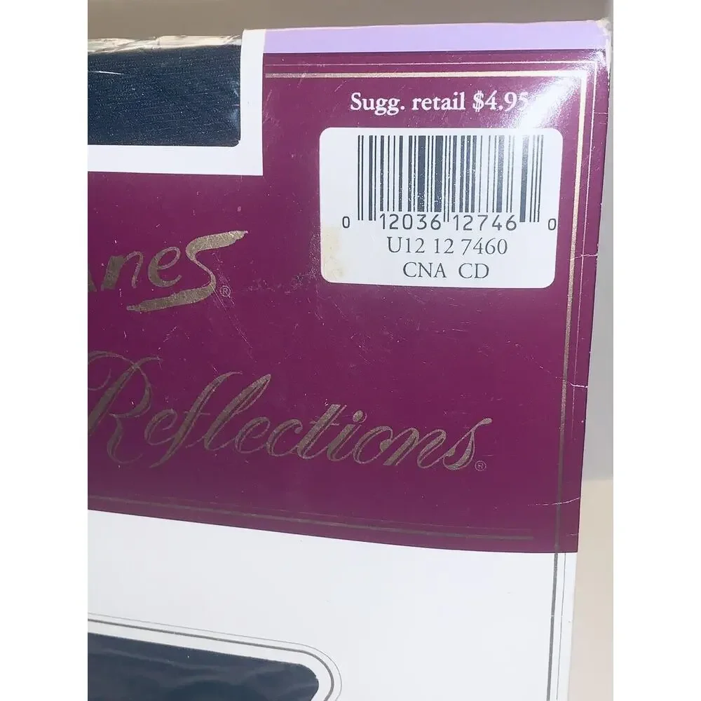 CD Hanes Silk Reflections Reinforced Toe Pantyhose Style 716 Classic Navy Sheer
